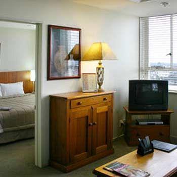 The Poplars Apartment Hotel Christchurch Buitenkant foto